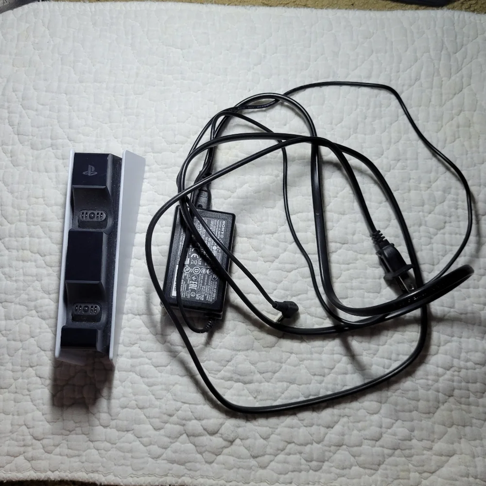 PlayStation Controller Charging Station / Dock